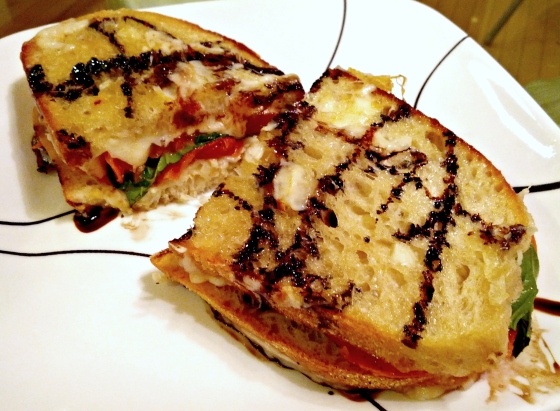 grilled cheese tomato caprese 2